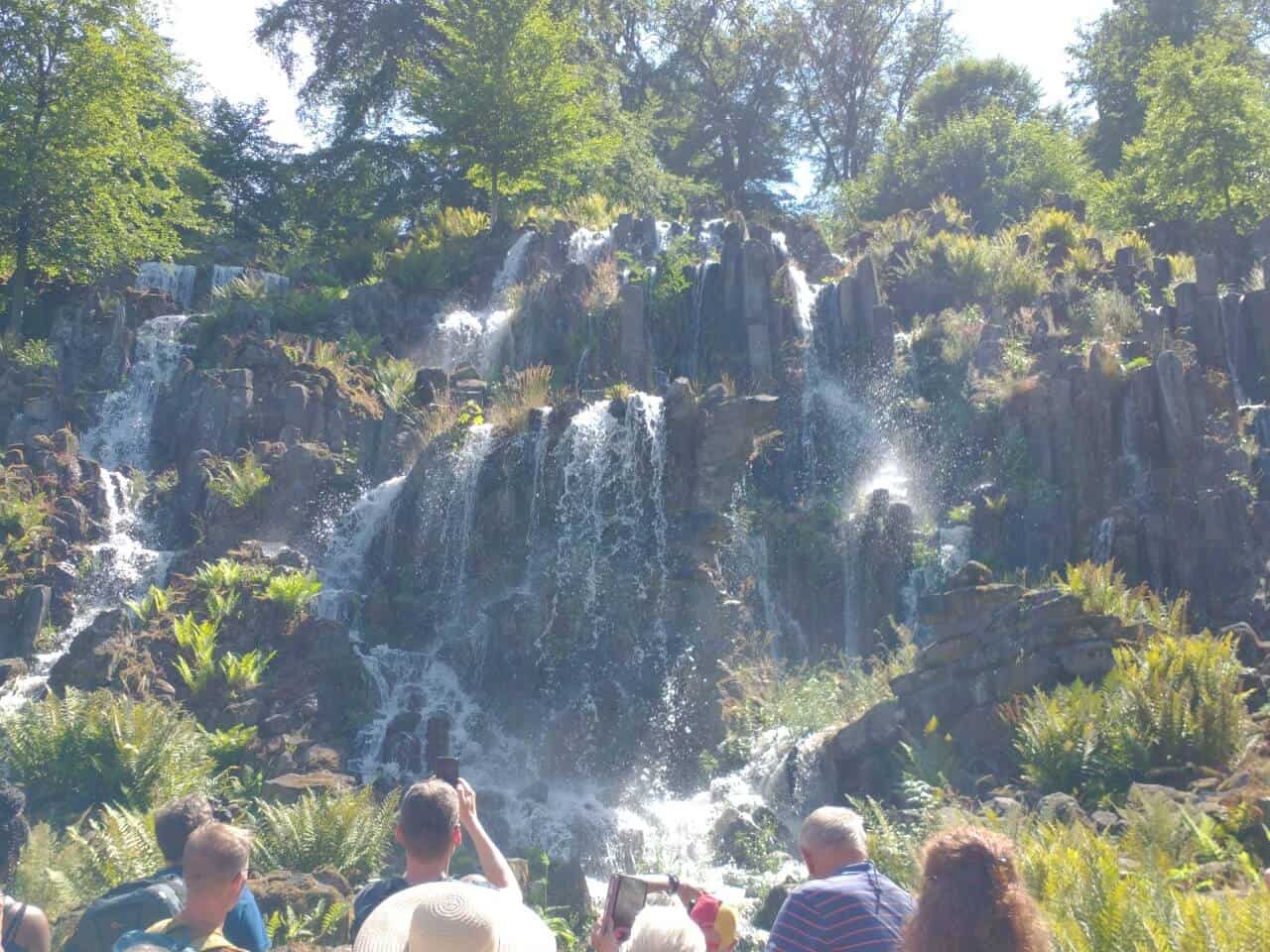 Schlosspark Wilhelmshöhe- Wasserspiele entlang des Steinhöfer Wasserfalls