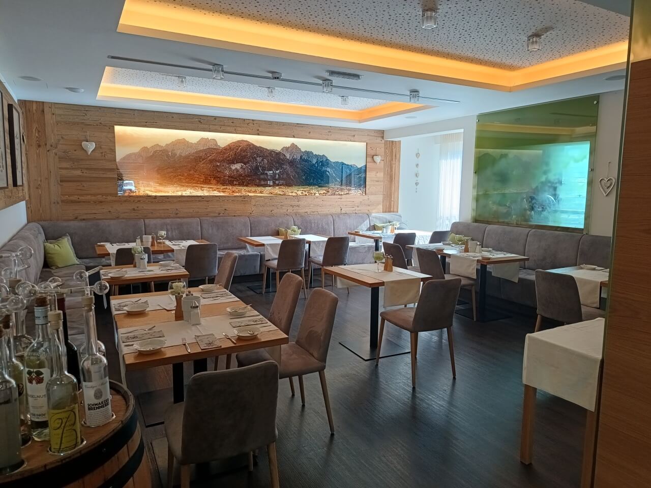 Hotel Holunderhof - Frühstück im Restaurant